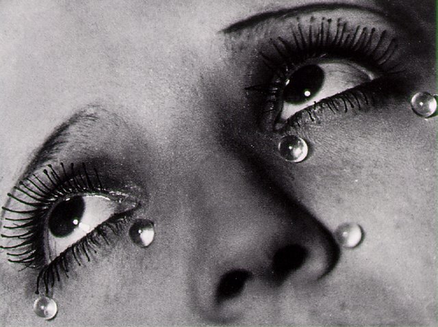 Ray_Man_Tears_1932.jpg