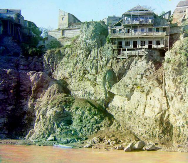 Resize_of_narikala.jpg