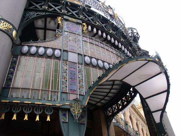 11378_Example_of_the_Art_Nouveau_architecture_0.jpg