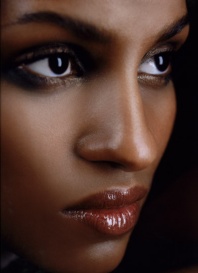 05_20mv1_dark_20skin_20red_20lips_th_1_.jpg