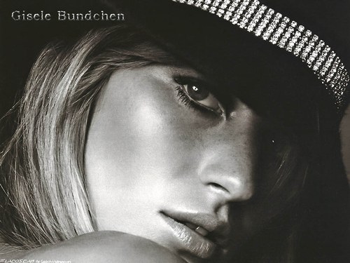 1026_825996040_gisele_bundchen_2_H115238_L.jpg