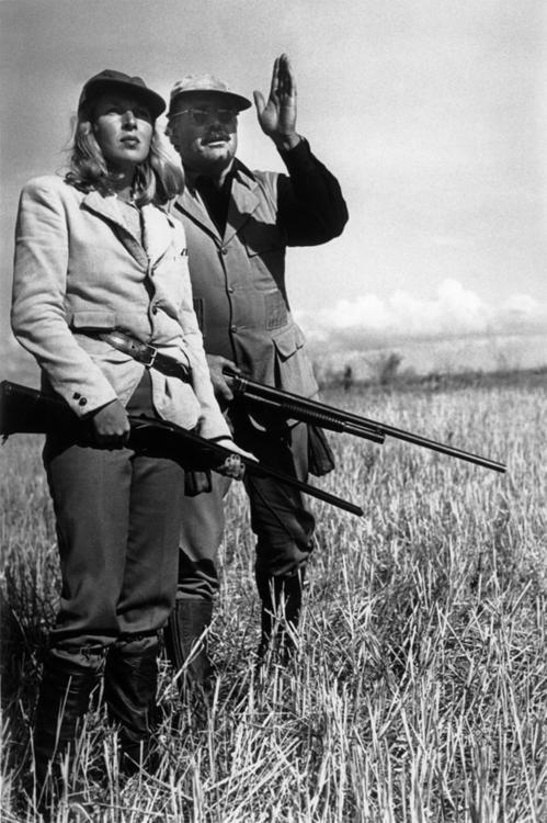 Ernest_Hemingway_and_his_wife__Martha_Gellhorn__Sun_Valley__Idaho___November_1941.jpg