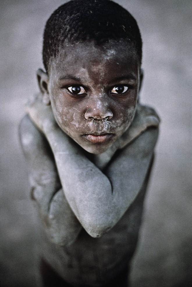 CollectionsOfMasterPhotographerSteveMcCurry25.jpg