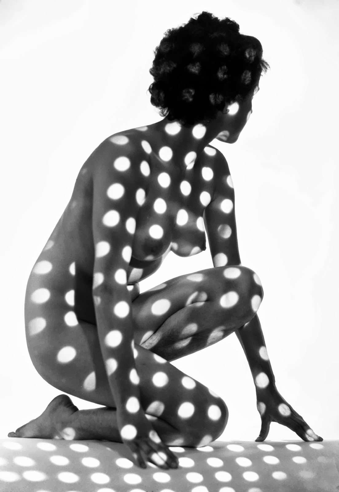 Heinrich_Heidersberger._Kleid_aus_Licht._Vestido_de_luz_002.jpg