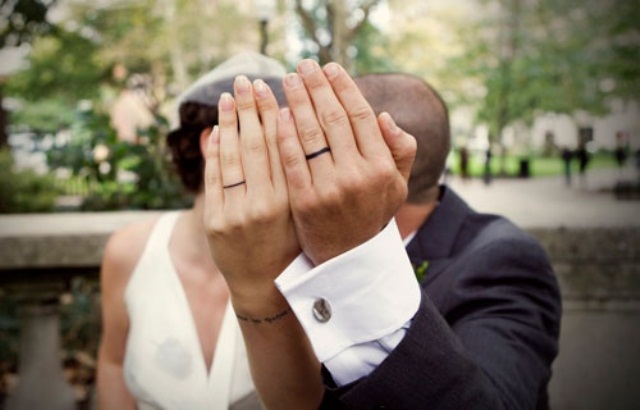 awesome_wedding_ring_tattoos_43.jpg