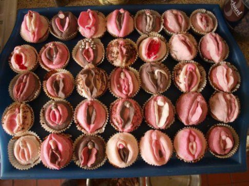 pussy_cupcakes.jpg