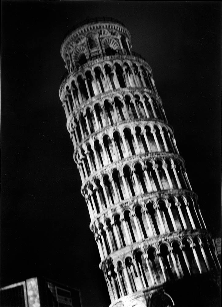 Leaning_Tower_of_Pisa_web_1000_n_72.jpg