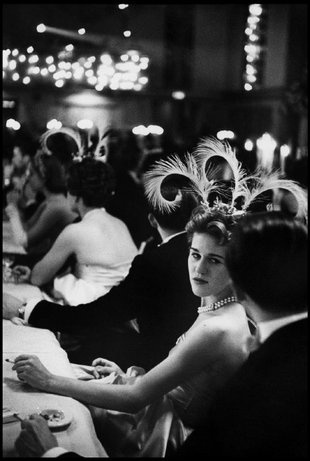 A_vintage_gallery_of_New_York_Balls_and_Galas.____Henri_Cartier_Bresson.jpg