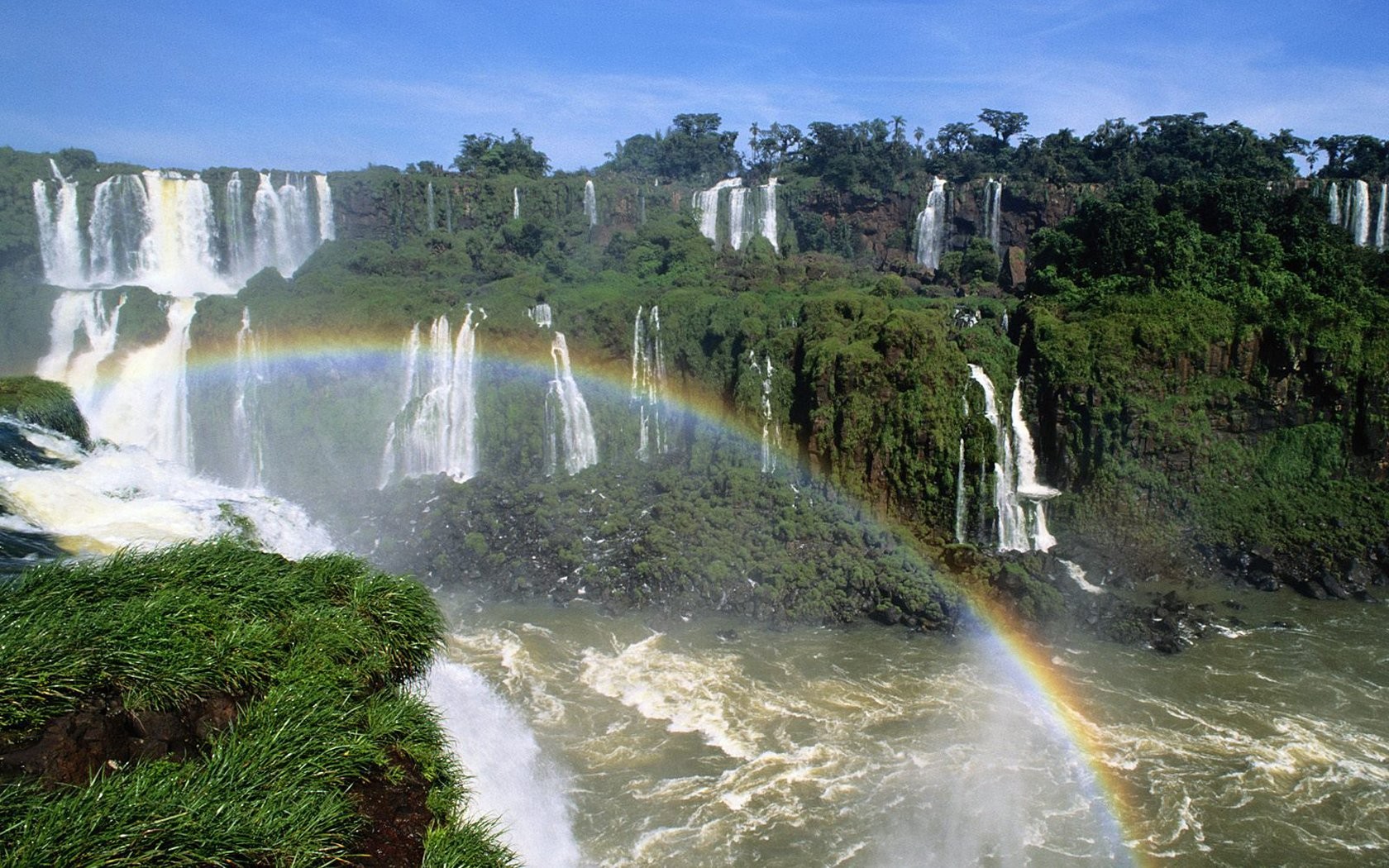 Landscapes_Nature_Iguazu_Falls_Fresh_New_Hd_Wallpaper.jpg