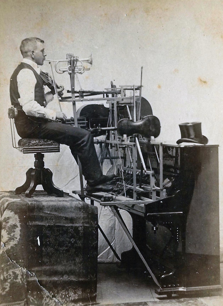 late_1800s__one_man_band.jpg