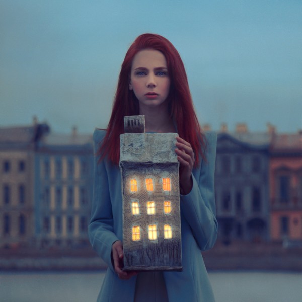 Surreal_Photography_Oleg_Oprisco_9_1_600x600.jpg