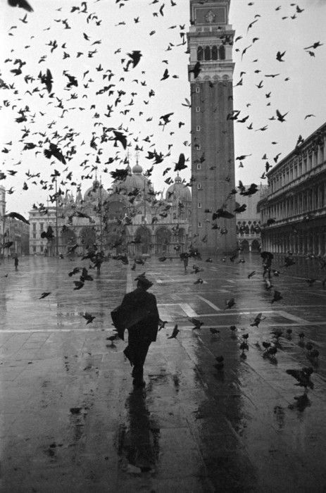 Piazza_San_Marco__Venezia__Italy.jpg
