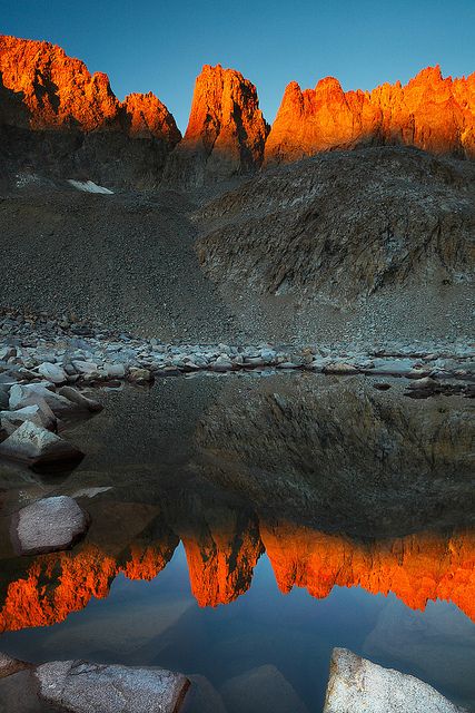 Upper_Lakes_Kaweah_Basin_Sunrise__Sequoia_National_Park.jpg