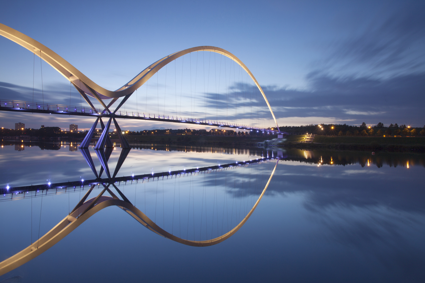 Infinity_Bridge_2.jpg