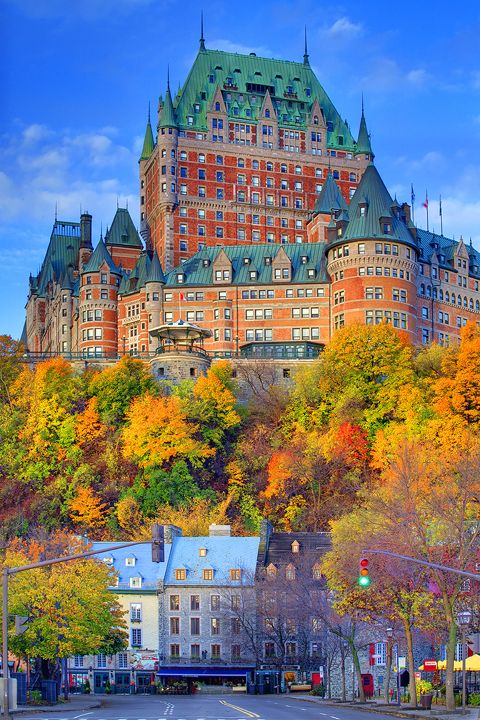 Ch__teau_Frontenac__Quebec_City.jpg