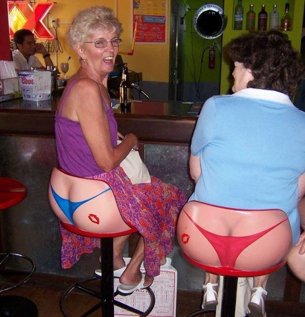best_bar_stools_ever.jpg