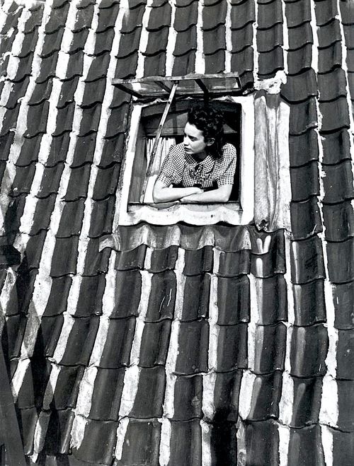 Eva_Besny_____Violette_Cornelius__Keizersgracht_522__Amsterdam__1938..jpg