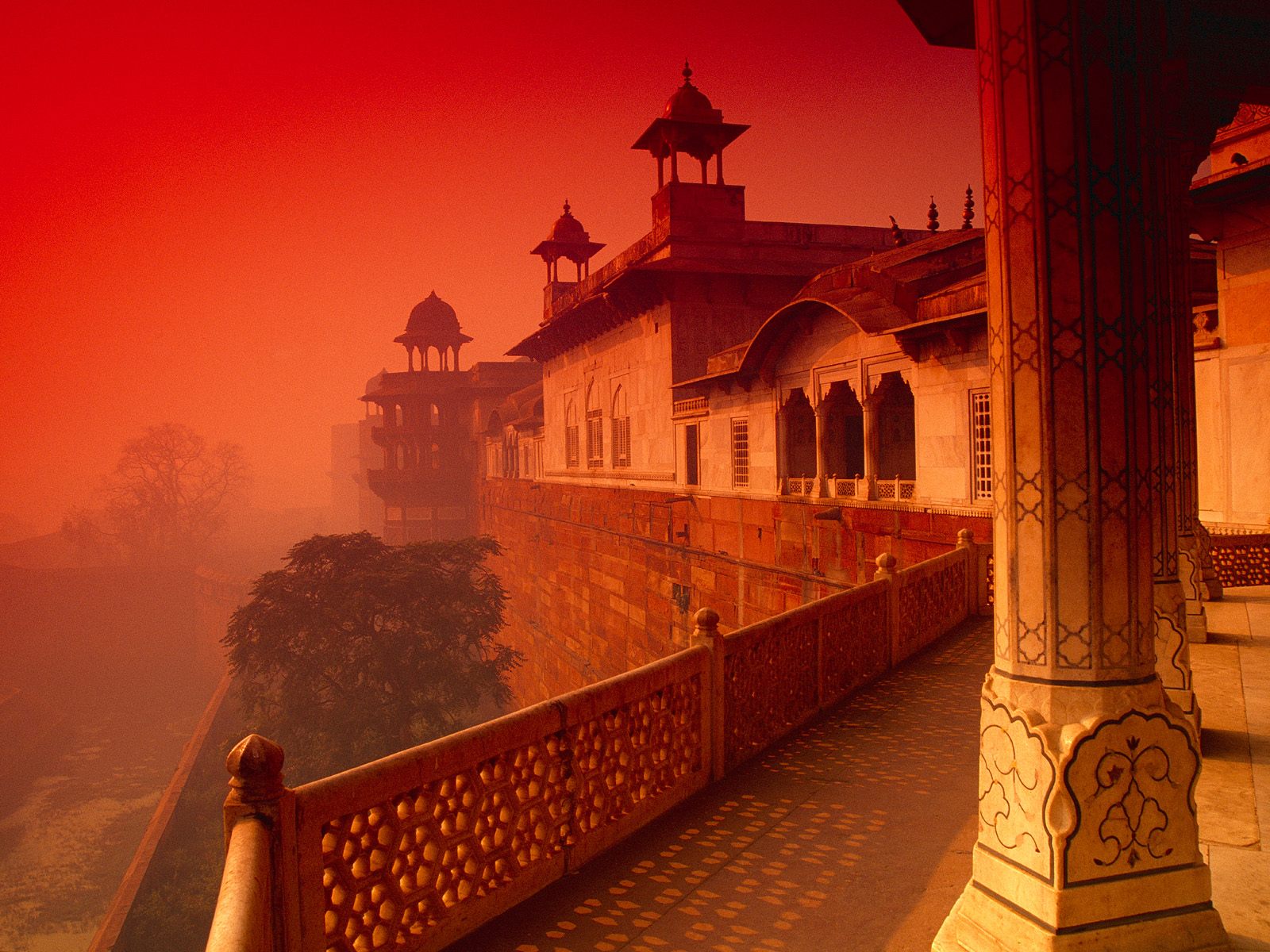 agra_fort_india_normal.jpg