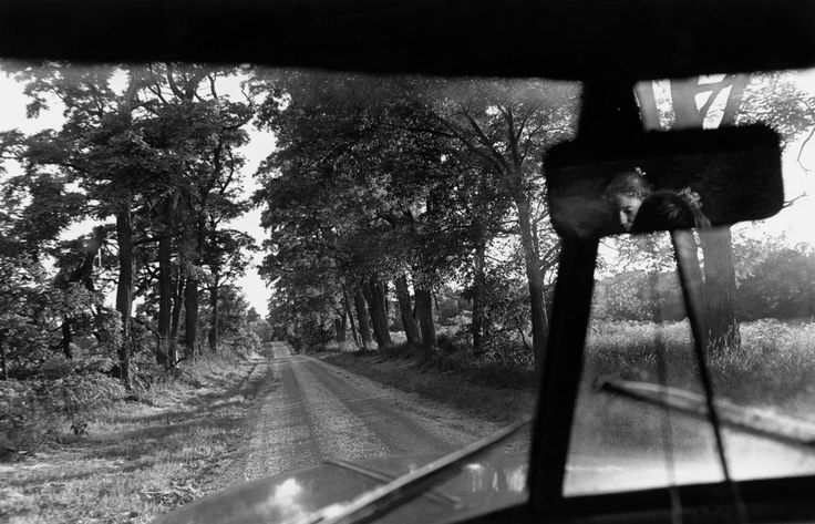 Larry_Towell._The_World_from_My_Front_Porch.2.jpg