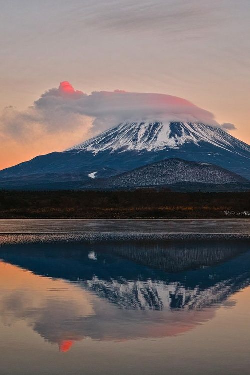 Mt._Fuji__Japan_by_Harumitu_Jimura.jpg