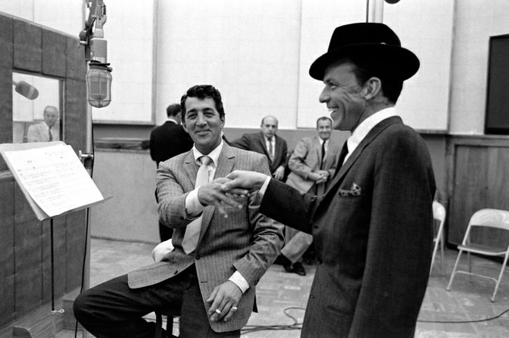 Dean_Martin_and_Frank_Sinatra__1958..jpg