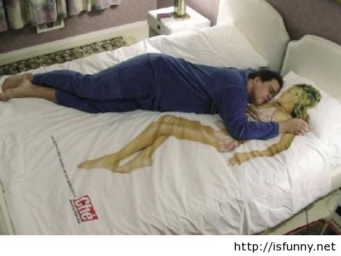 Best_bed_girlfriend_ever.jpg