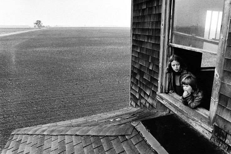 Dorothy_and_Shelly_in_Abandoned_Farmhouse__Lambton_County__Ontario__Canada___by_Larry_Towell__1953___Canadian.jpg