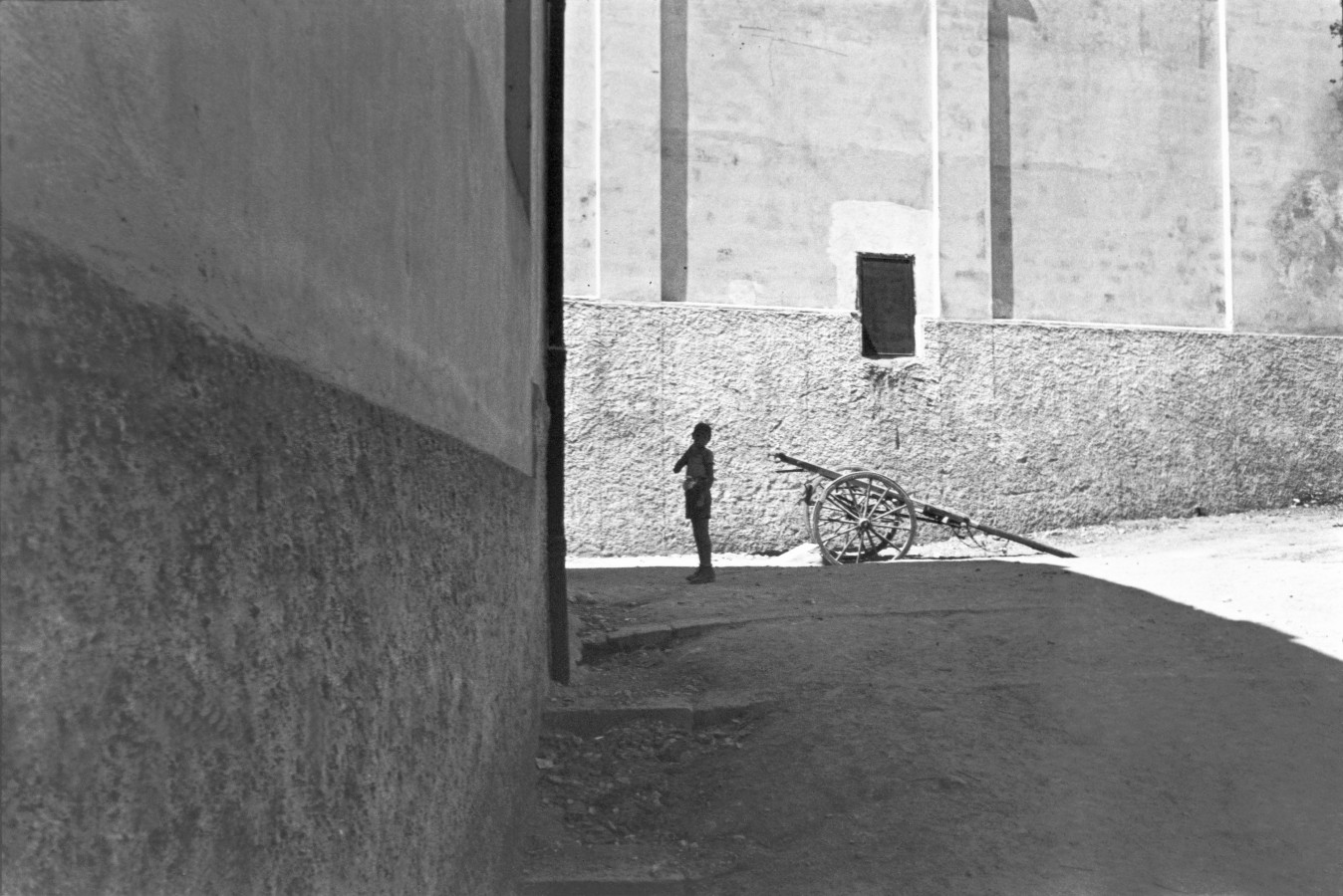 Cartier_Bresson_Salerno__Italy_1933.jpg