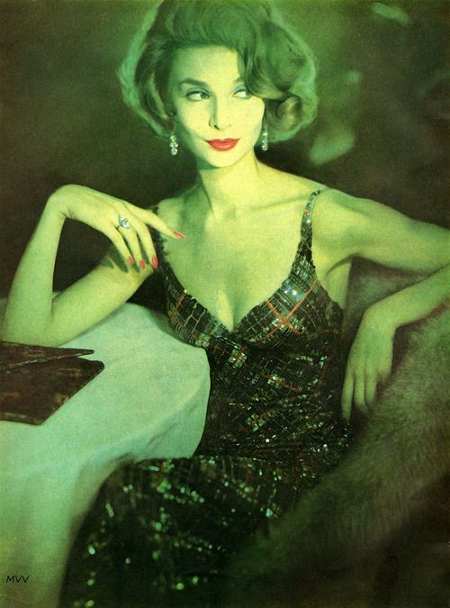 Harper___s_Bazaar_October_1957__photo_by_Richard_Avedon.jpg