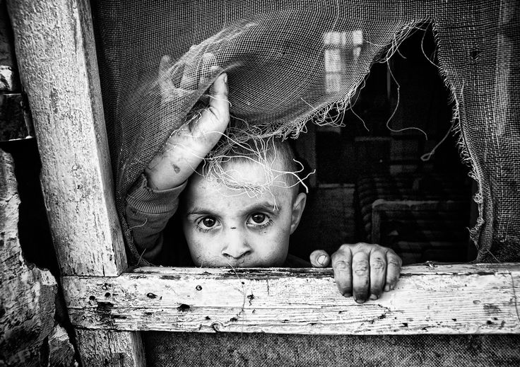 Lookout___by_Istvan_Kerekes__1977___Hungarian.jpg