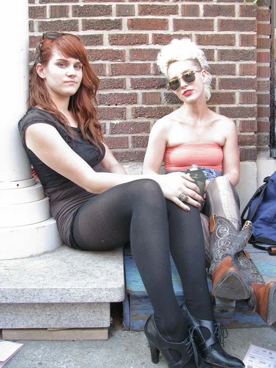 2_girls.jpg
