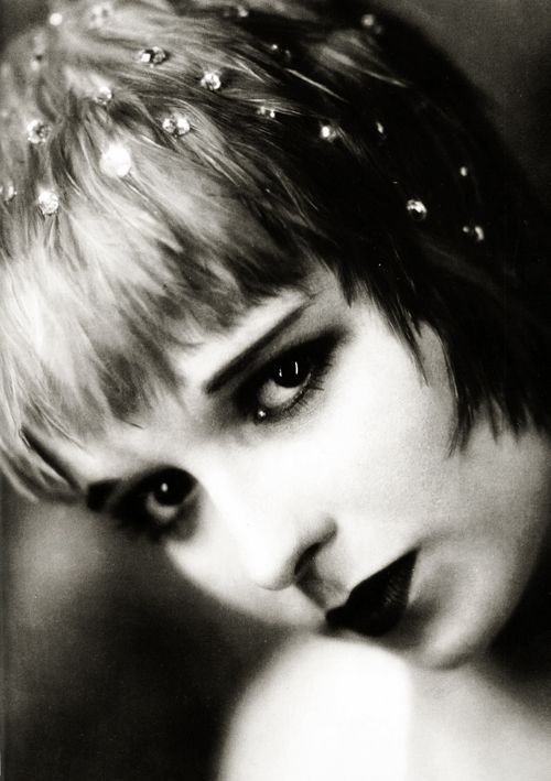 Louise_Brooks_in___The_Canary_Murder_Case____1929..jpg