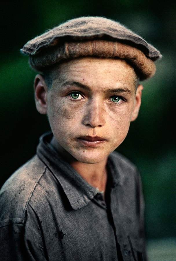 Nuristan_Province__Afghanistan._Steve_McCurry.jpg