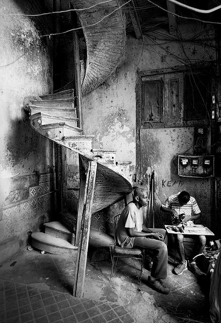 Inside_a_house_at_La_Habana_Vieja__Cuba.jpg
