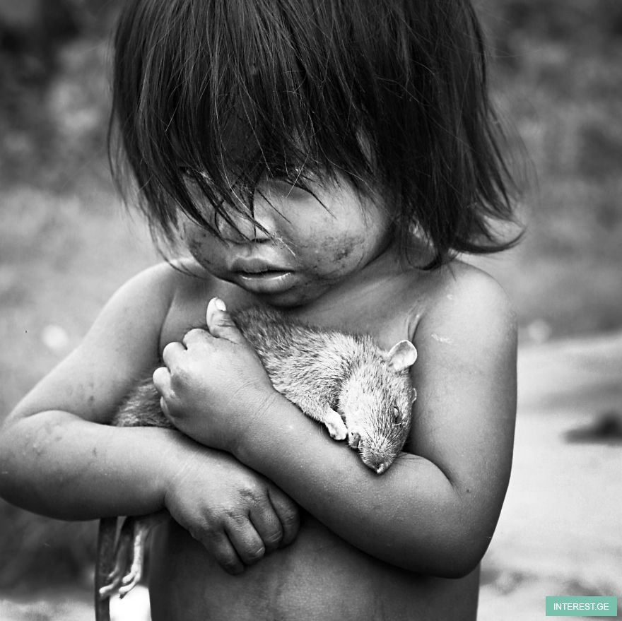 1421227073_humans_of_world_powerful_portrait_photography_28__880.jpg