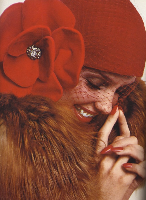 Donna_Mitchell_by_Richard_Avedon_1971.jpg