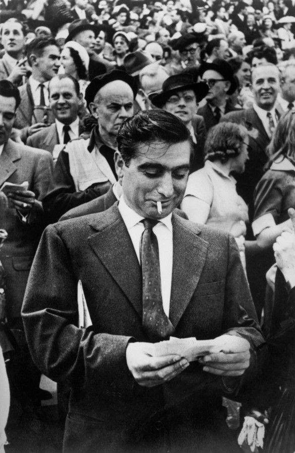 1953___Robert_Capa__Longchamp_Racetrack__Paris.jpg