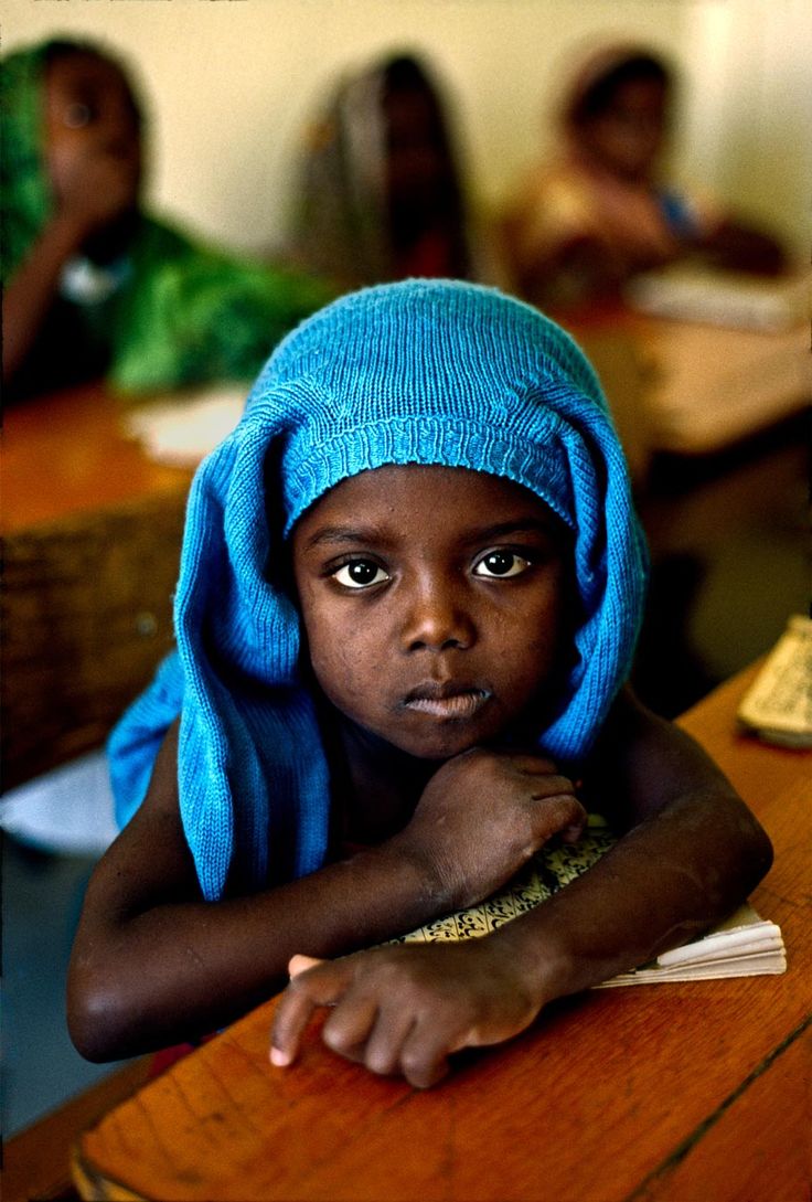 Steve_McCurry___School___Marseilles__France..jpg