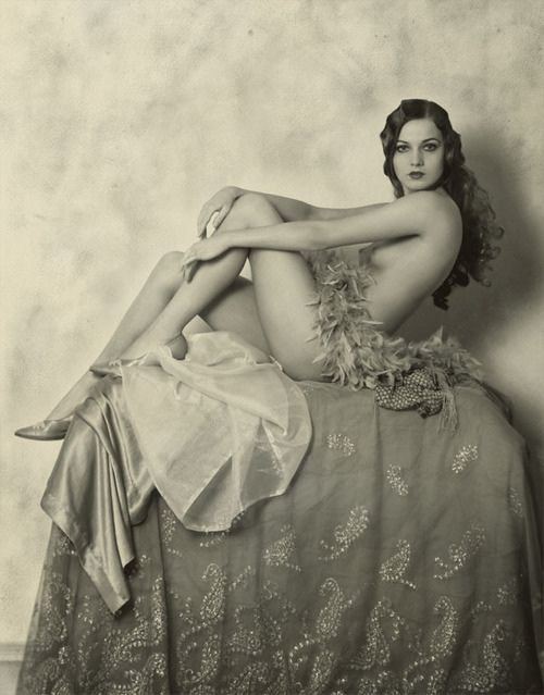Alice_Wilkie__Ziegfeld_Girl__1925_by_Alfred_Cheney_Johnston..jpg