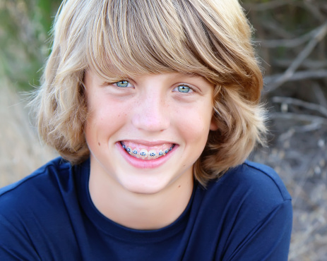 Teen_Boy_with_Braces.jpg