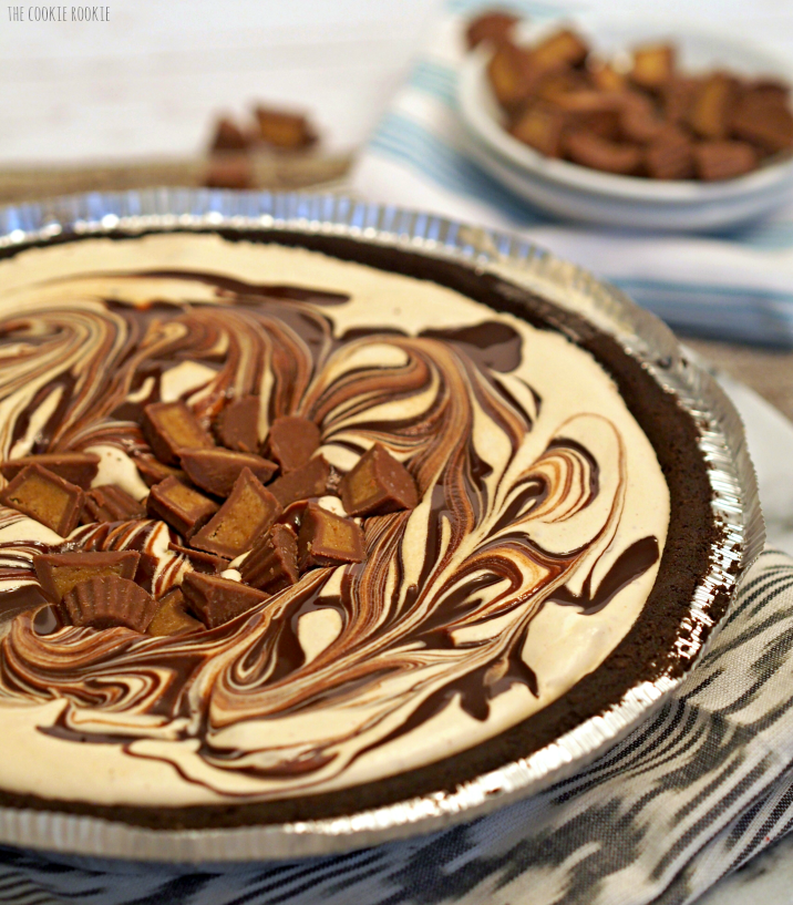 peanut_butter_cup_ice_cream_pie_5.png