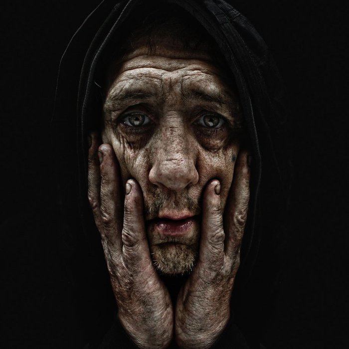 black_white_portraits_of_homeless_lee_jeffries.jpg