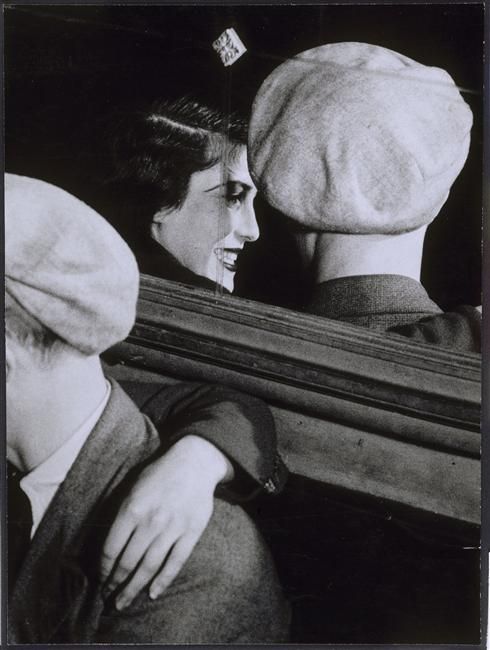 Bal_musette_des_Quatre_Saisons__rue_de_Lappe.jpg