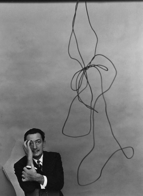 Salvador_Dali_in_New_York__1951._Photo_by_Arnold_Newman..jpg
