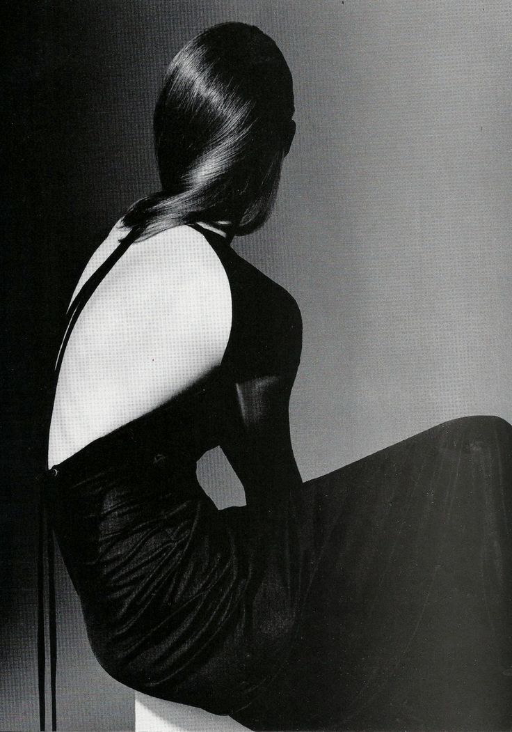 Helena_Christensen_in__Black_of_Night__by_Irving_Penn_for_Vogue__February_1993.jpg
