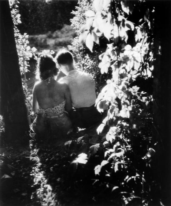 WILLY_RONIS___Champigny_sue_Marne__1947.jpg