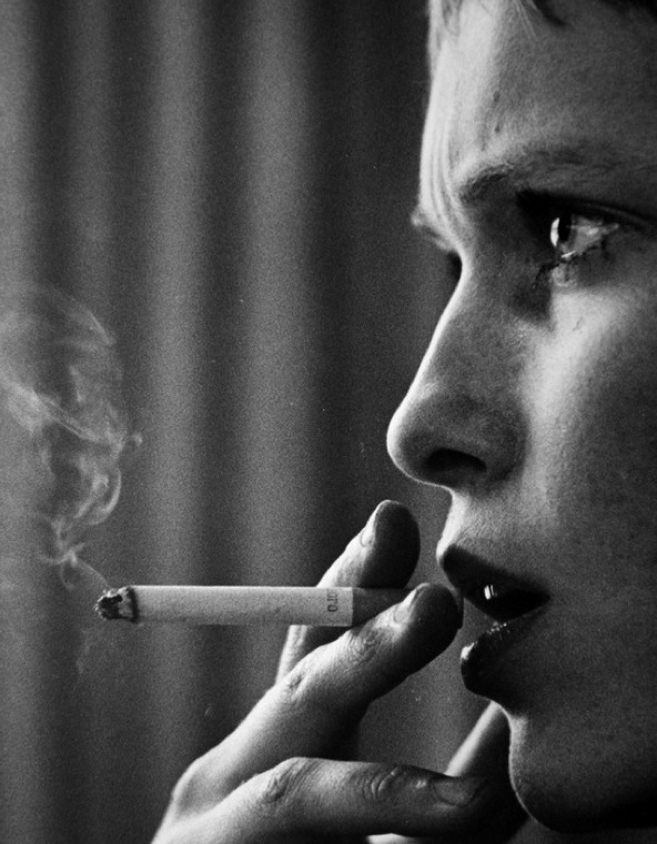 MIA_FARROW___by_DAVID_BAILEY..jpg