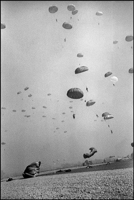 Robert_Capa__Untitled__Near_Wesel__Germany__March_24__1945..jpg