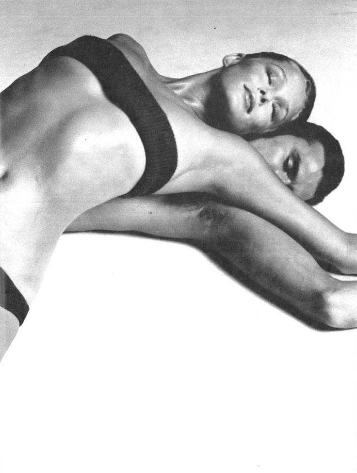 Richard_Avedon__Lauren_Hutton__Vogue_Italy__July_1972.jpg