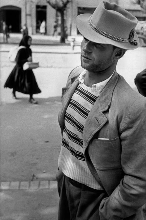 Prague__1955_Rene_Burri.jpg